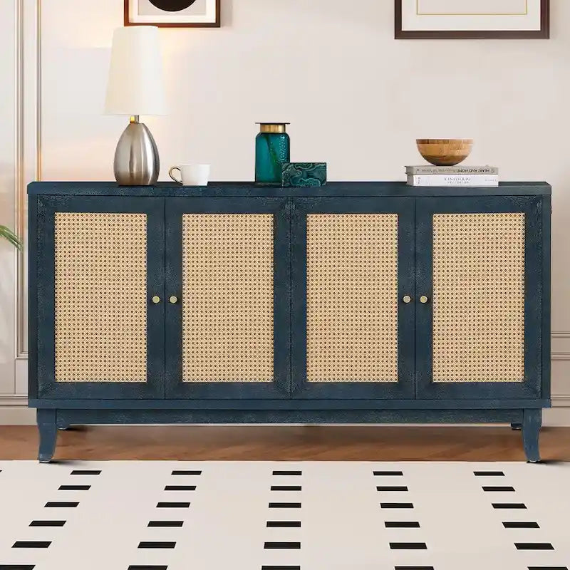 Horizontales Sideboard im modernen Landhausstil mit zwei Schränken